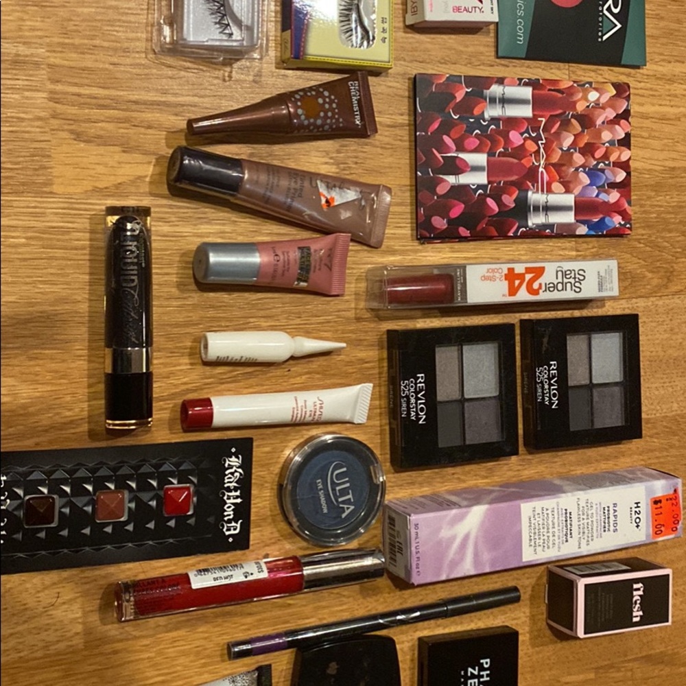 Make up lot